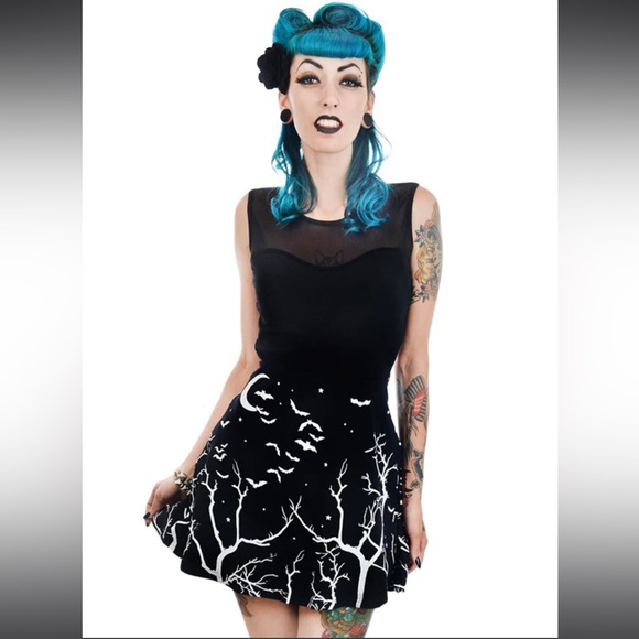 TOO FAST WOMEN'S MIDNIGHT SKY MINI SKATER DRESS BATS MOON HORROR GOTH SIZE SMALL - Picture 1 of 5